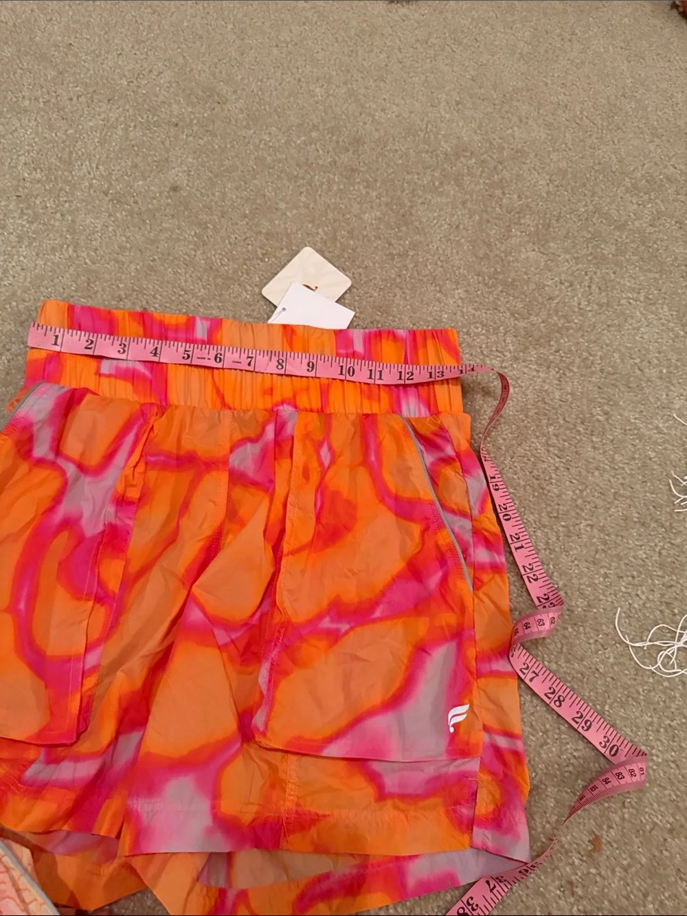 Fabletics Bright Orange & Pink Patterned Women's Shorts
